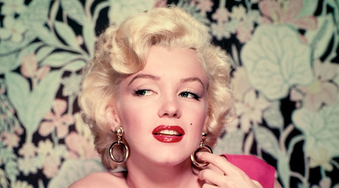 dunyanin-en-sevilen-ve-en-unutulmaz-unluleri-marilyn-monroe.jpeg